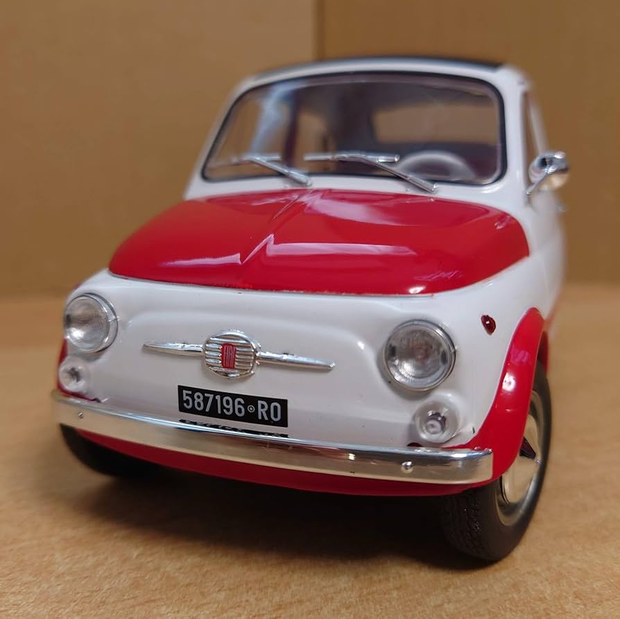 1/18 フィアット500 TURBINA TRIBUTE 1965 赤ツートン 1/18 フィアット500 TURBINA TRIBUTE 1965 赤ツートン